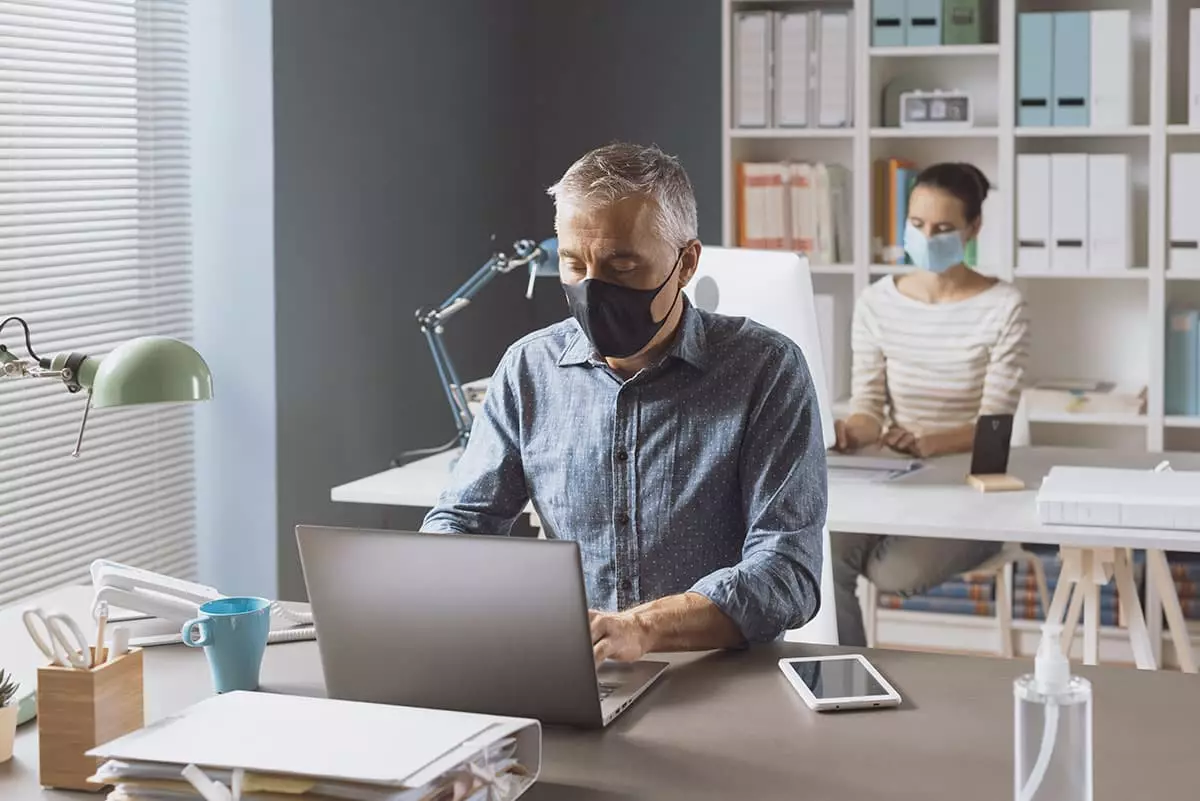 Conheça os benefícios da alteração do trabalho home office para rotina normal