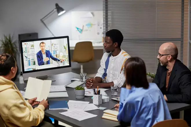 melhor plataforma para realizar reuniões on-line