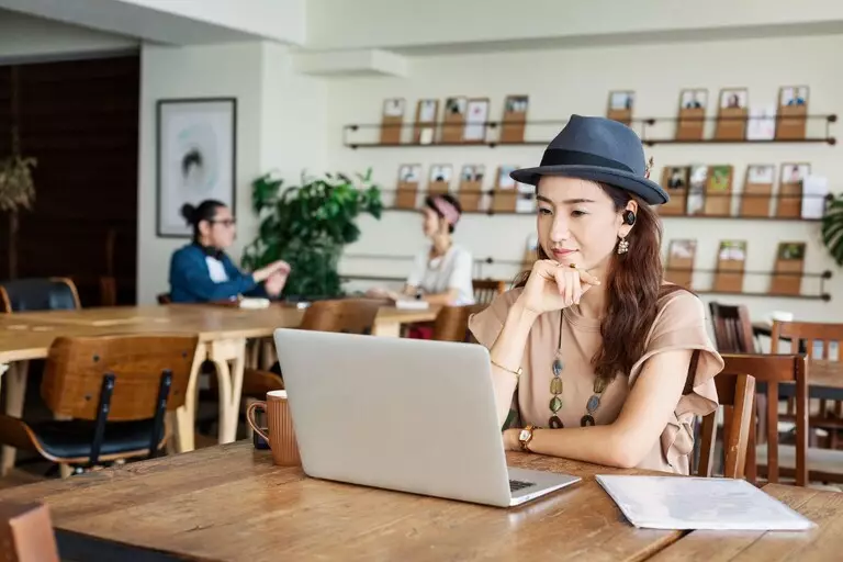 Espaço coworking estão substituindo escritórios corporativos? Descubra