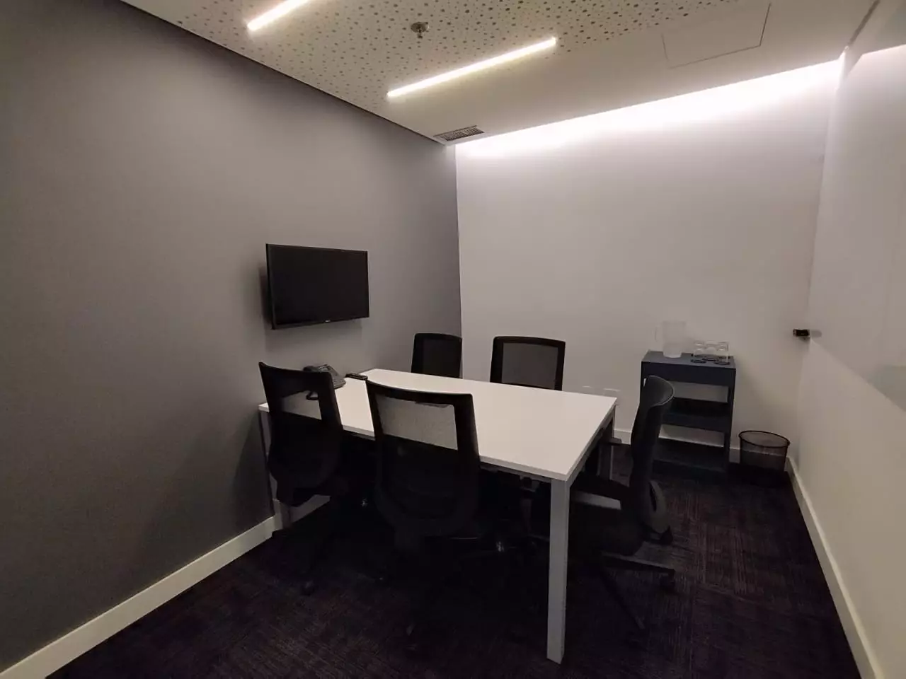 SALA REUNIAO 2 5 PESSOAS