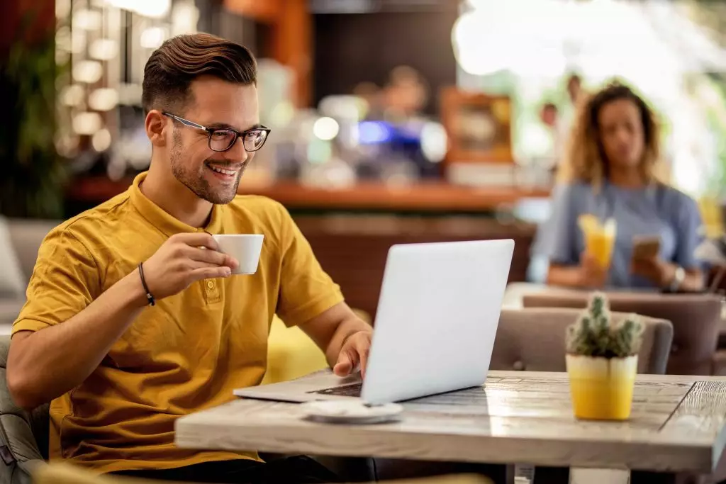 Dependência Tecnológica: Como o Coworking Oferece Infraestrutura de Ponta